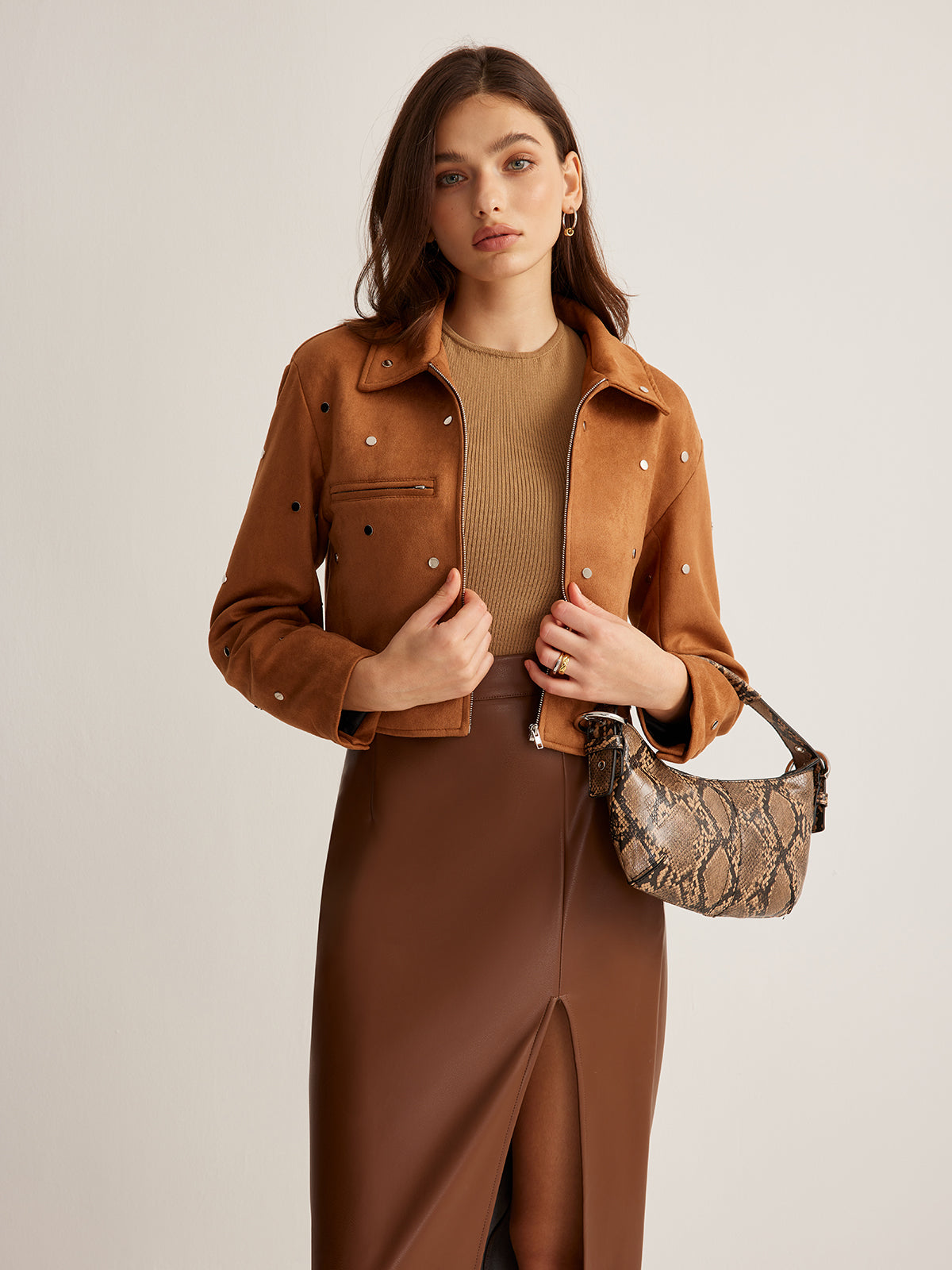 Jaqueta Curta Cravejada