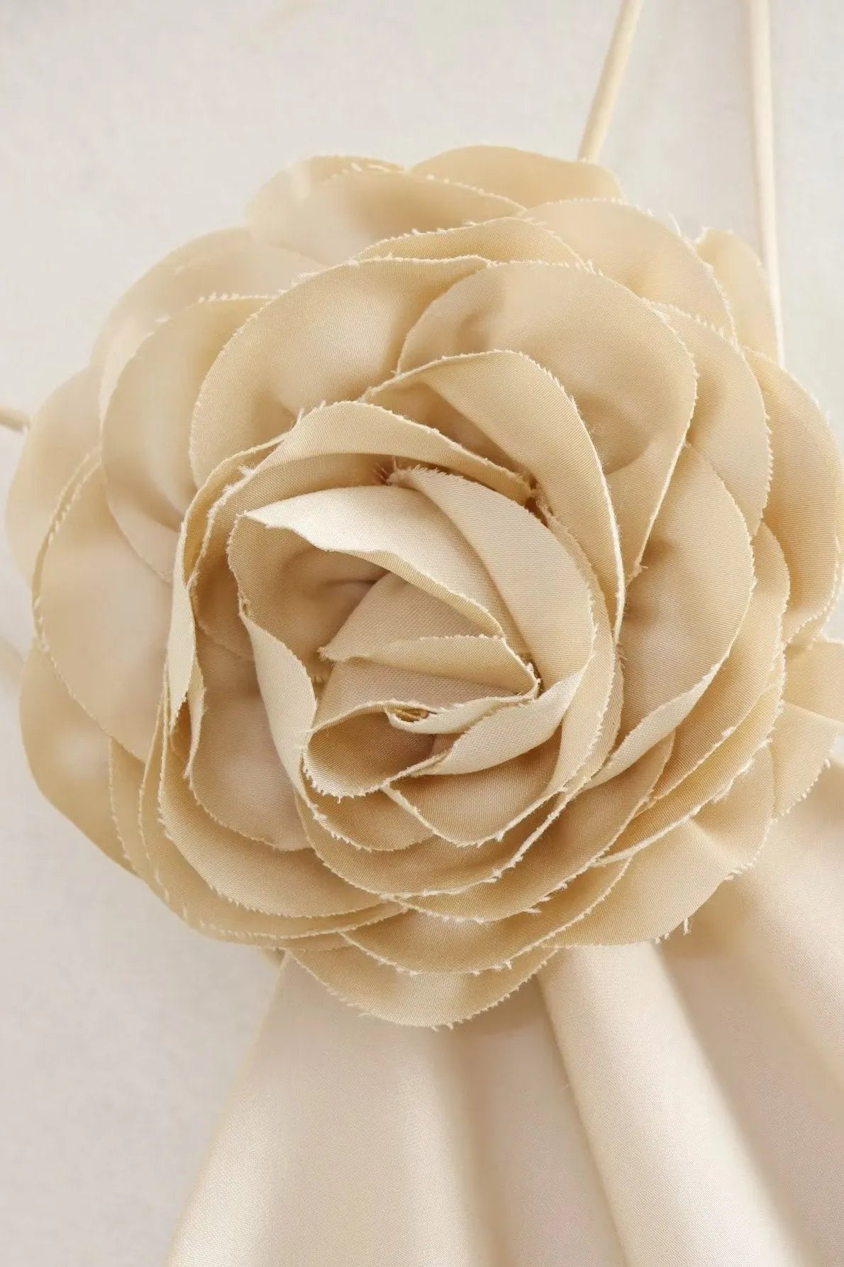 Vestido Slip Champagne Elle