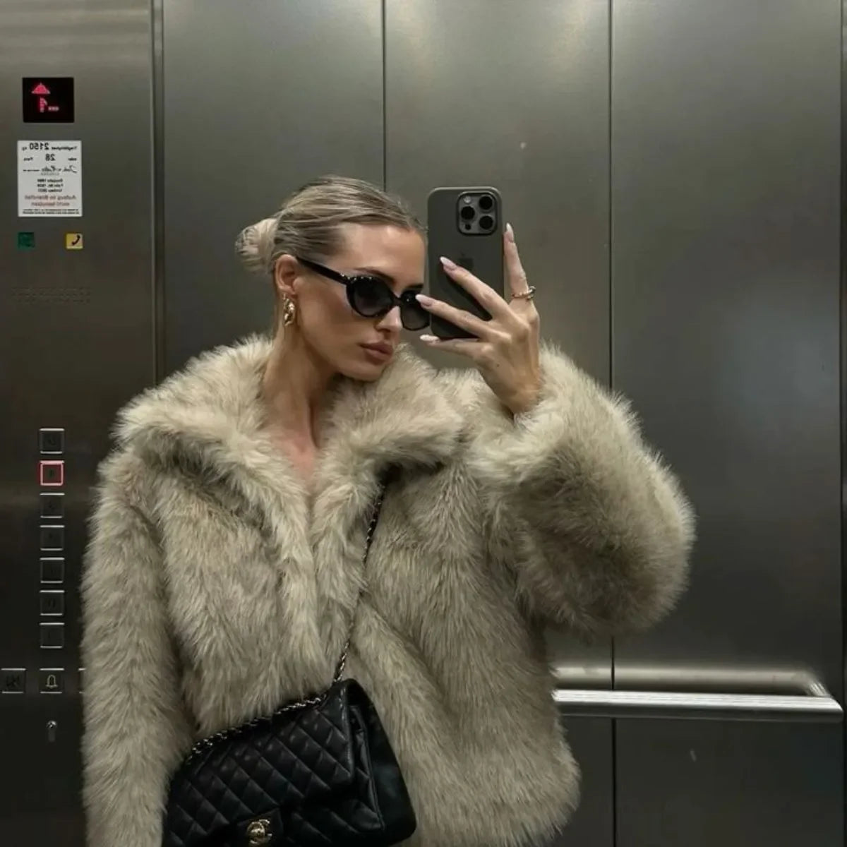 Casaco Feminina de Pele Lepus Forrada